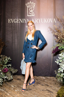 Олеся Бословяк на показе Evgeniya Kryukova Осень 2018 Couture